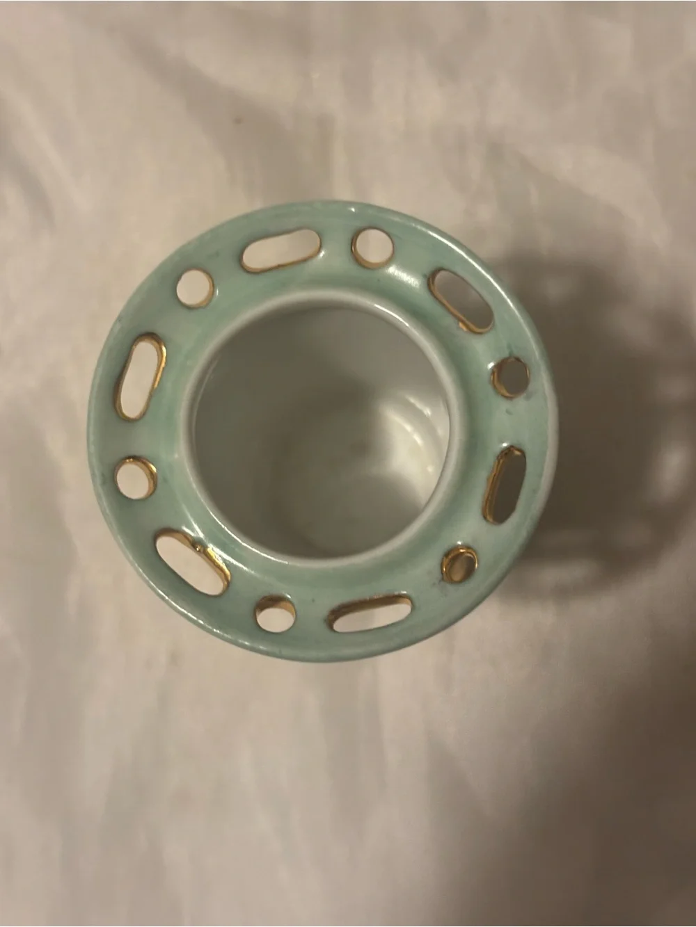 Antique Hand-Painted Grape Motif Porcelain toothpick or matches holder Gold feet